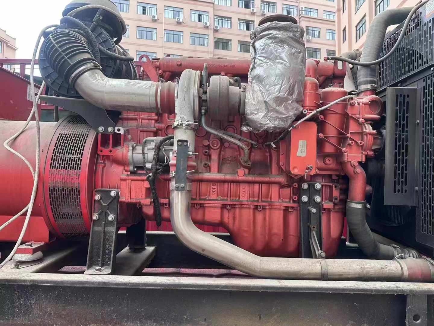 青山湖如何选择适合 600kW 柴油发电机组的过载保护器？