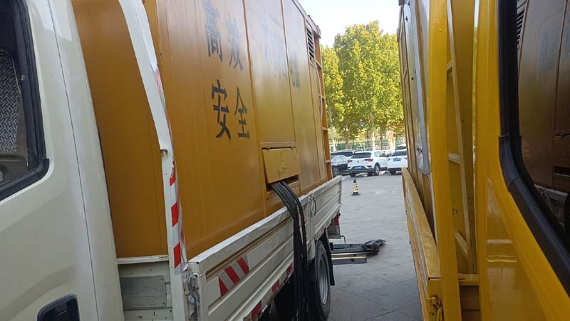 青山湖如何判断柴油发电机组和UPS电源的切换时间是否符合要求？