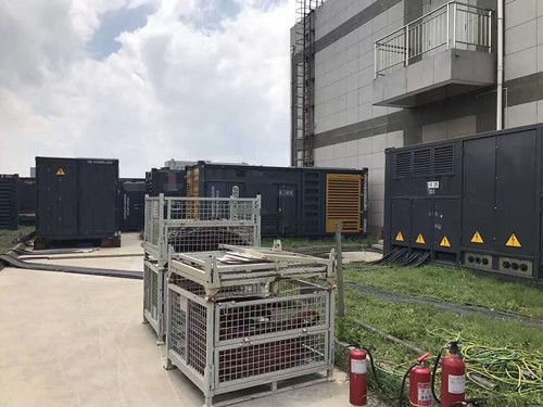 青山湖除了定期检查，还有哪些方法可以及时发现接触式转速表探头的磨损？