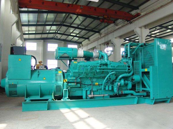 青山湖影响800KW发电机组油耗的因素有哪些？